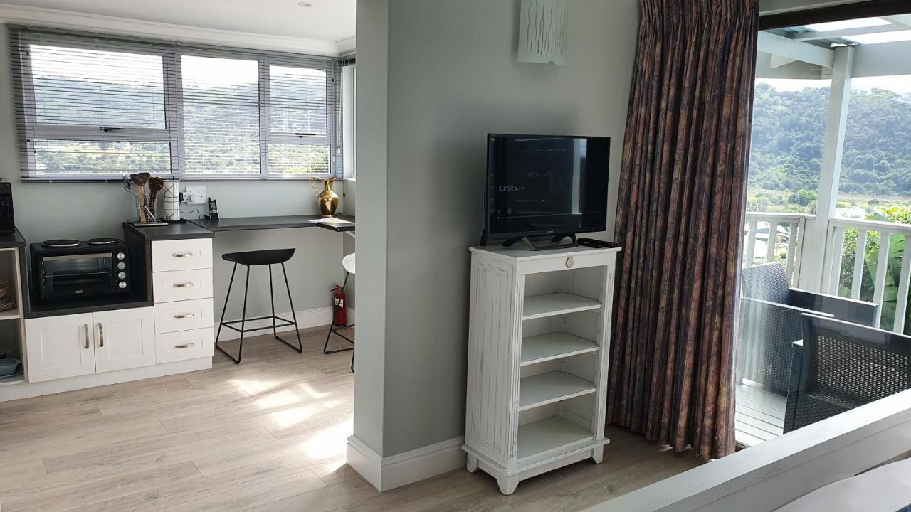 Modern Solar Powered 1 Bed Studio Apartment With Amazing Views Plettenberg Bay Exterior foto